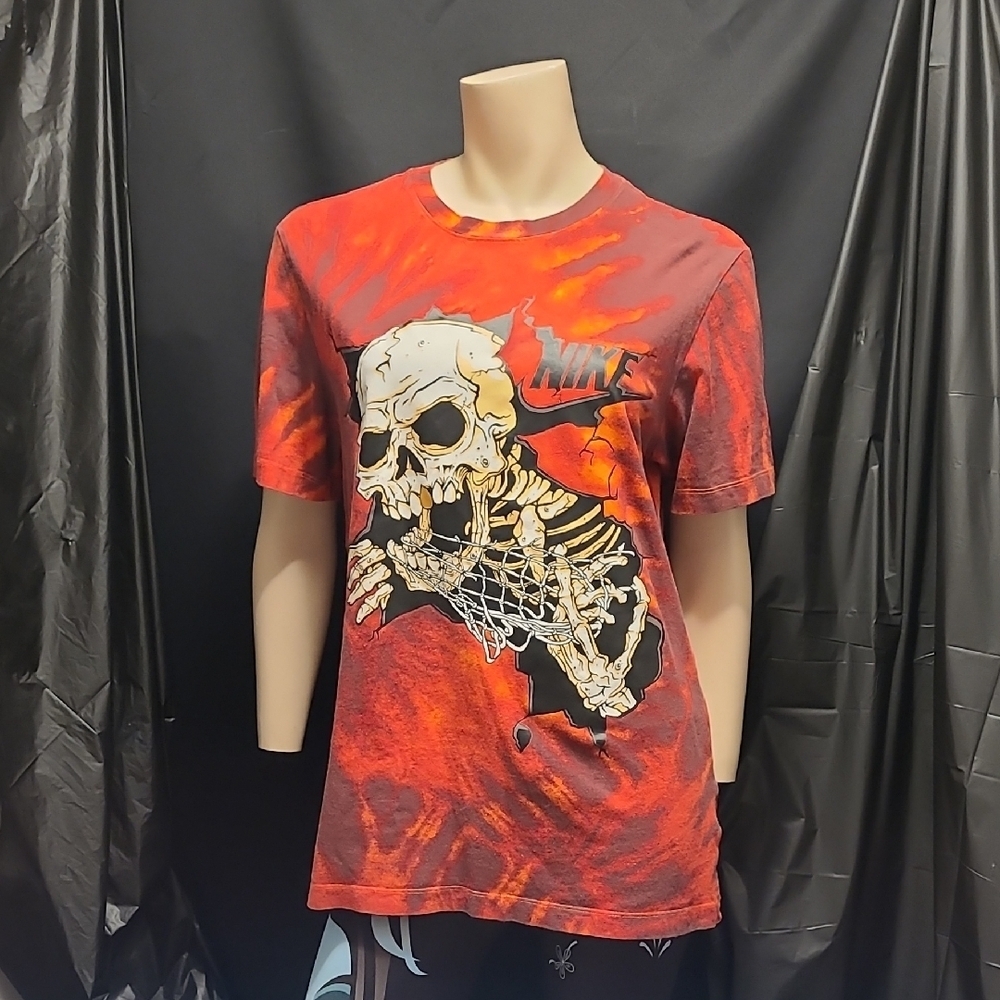 Nike Sportswear Tie Dye Skull Shirt Red Black Men’s Size L
